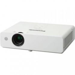 Panasonic PT-3300-Lumen LB332U XGA LCD Projector bogota