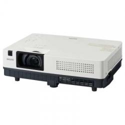  XGA 1024x768  3000 LUMENS IMAGEN: 40-300" Proyector Sanyo PLC-XK3010