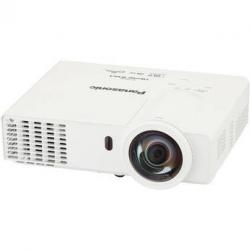 PANASONIC PT-TW240U WXGA DISTANCIA DE PROYECCIÓN CORTA DLP 2700 LÚMENES